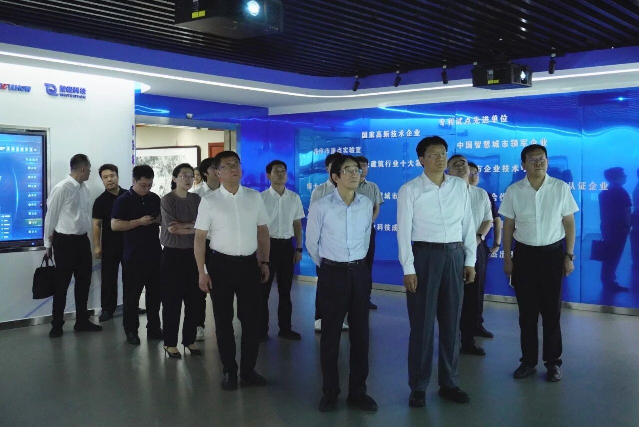 南昌市委副书记、市长高世文调研bbin宝盈(中国)—以AI赋能韧性城市建设情况